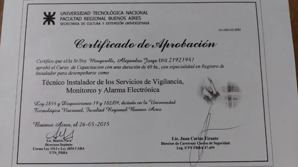 Certificado de tecnico instalador de servicios de Vigilancia, monitoreo y alarma electronica